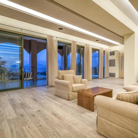 Elegance Luxury Executive Suites - Adults Only-3