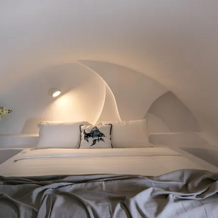 Nefeles Luxury Suites-2