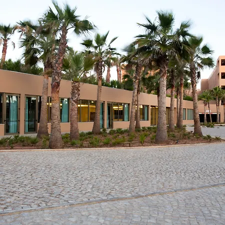 Wine & Books By The Sea, Algarve Resort-2
