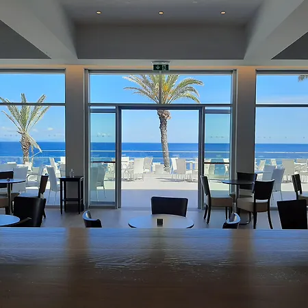 Hotel Cais Da Oliveira-3