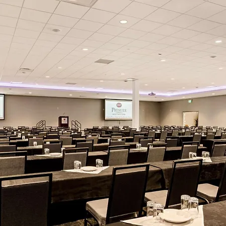 Best Western Premier Calgary Plaza Hotel & Conference Centre-2