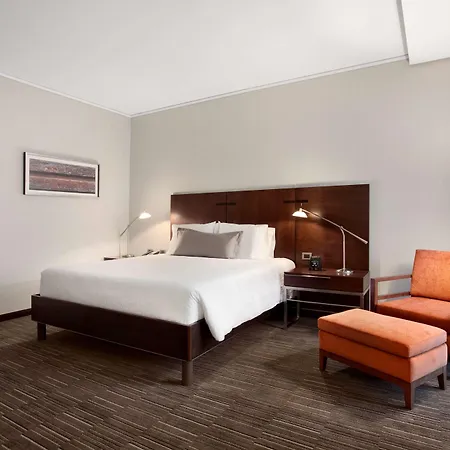Hilton Garden Inn Santiago Airport-2
