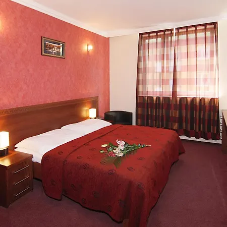 Relax Inn-3