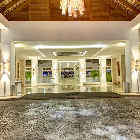 Royalton Punta Cana, An Autograph Collection All-Inclusive Resort & Casino-3