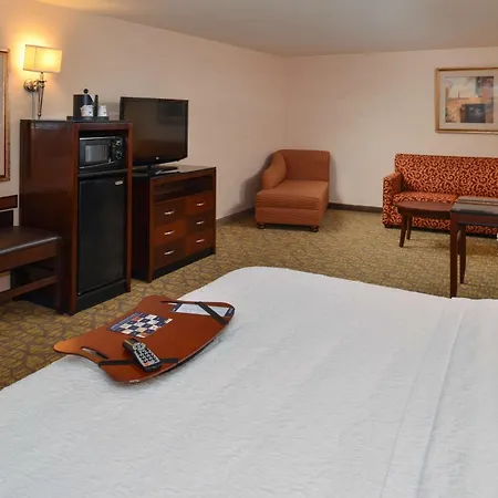 Hampton Inn & Suites Tacoma-3