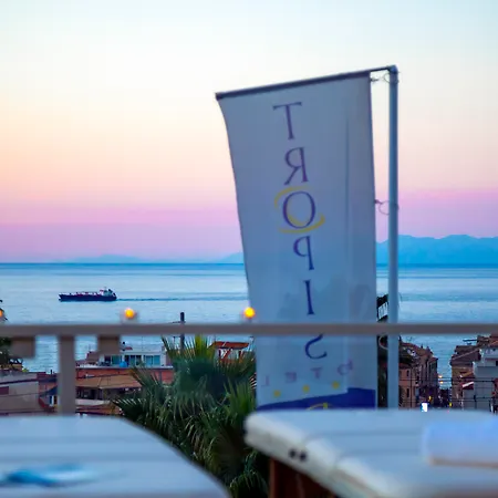Tropis Hotel-3