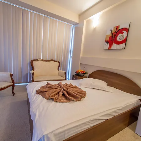 Hotel Rexton-2