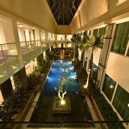 Holiday Inn Bandung Pasteur, an IHG Hotel-3
