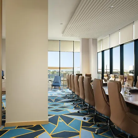 Maani Muscat Hotel & Suites-2