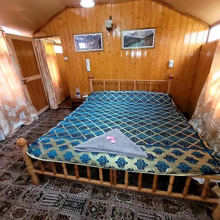 Tashkand Houseboat-3