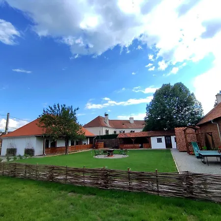 Rauber Baron Cottage-Traditional Comfort House-2
