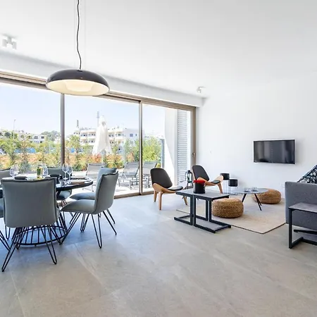 Cyan 3-Bedroom Villa In Protaras-2