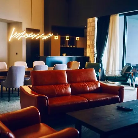 Hotel Crni Vrh-2