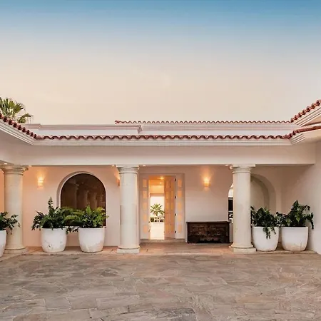 Stunning 6Bd Villa In Palmilla! Fully Staffed W Chauffeur And Yacht Included!-3