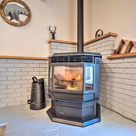 Epic Mammoth Lakes Getaway With Shared Pool, Hot Tub-2