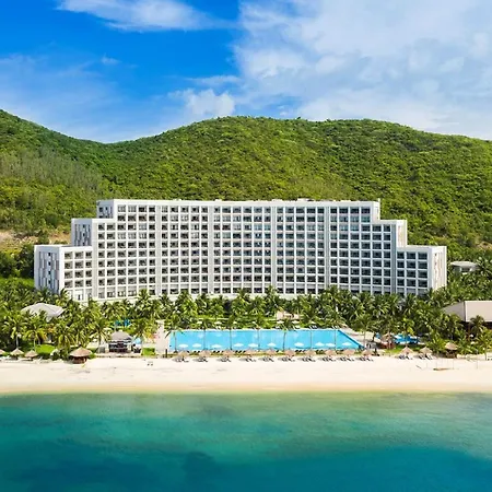 Vinpearl Resort & Spa Nha Trang Bay-3