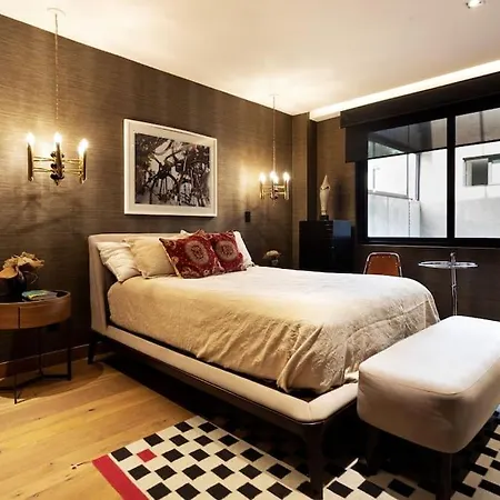 Luxurious Penthouse Oasis-3
