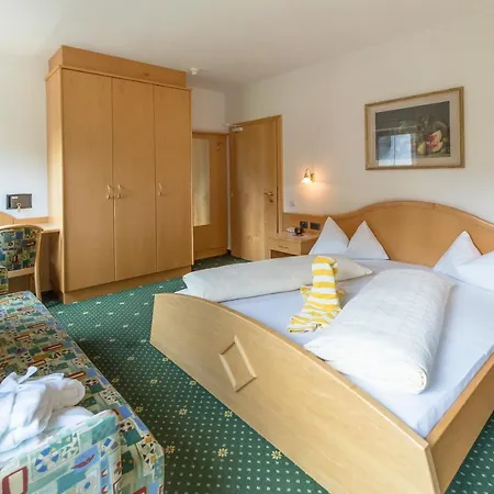 Hotel Maibad-3