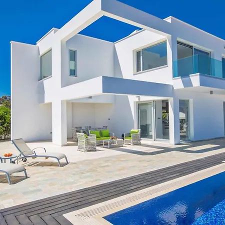 Villa Pallas Ko1-2