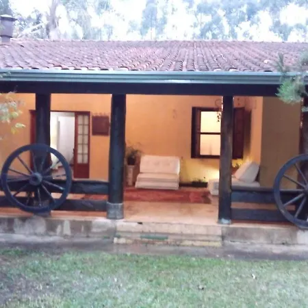 Casa Da Fazenda- No Bosque Com Lareira E Banheira-2