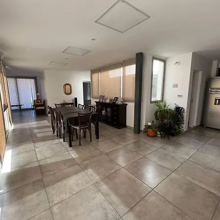 Luminoso Piso Con Jacuzzi-2