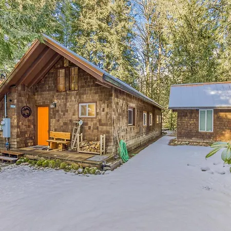 Cedar Cabin-2