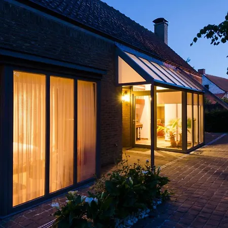 Vakantiehuis Victorello Met Sauna, Jacuzzi, Seizoenszwembad-2