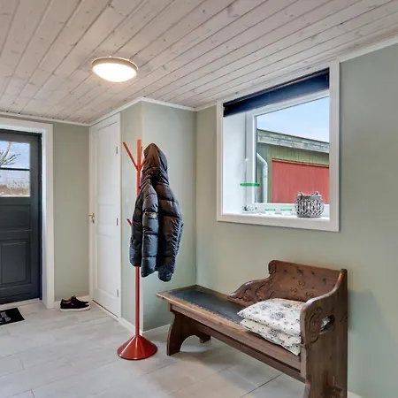 Large And Newly Renovated Holiday Home In Cozy Ingstrup-3