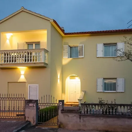 Apartments4You-3