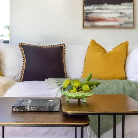 Ocean Breeze Cottage - Coast & Country-2