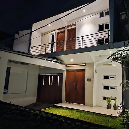 Cozy Villa / Rumah Sejuk City View Bandung-3