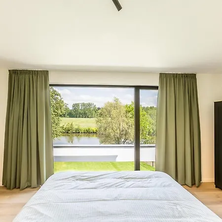 Leie Villa II - By The River With Sauna & Jacuzzi-3