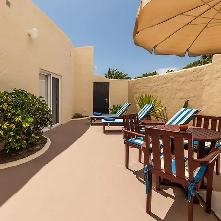 Hotel Livvo Risco Del Gato Suites-3
