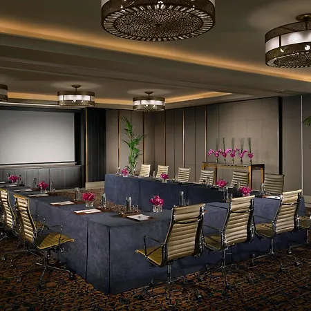 Dusit Thani Abu Dhabi-2