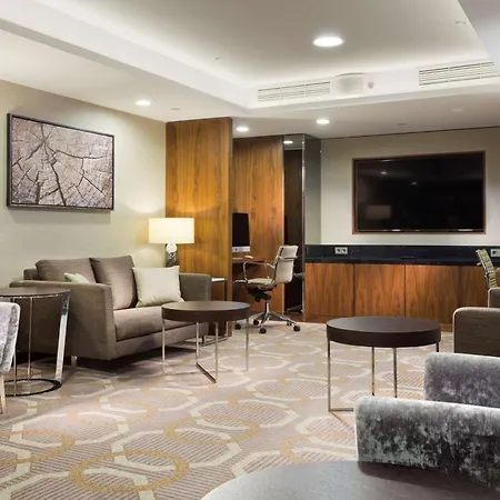 Doubletree By Hilton Hotel & Conference Centre Warsaw-2