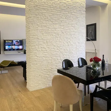 Arcasuite Tritone Luxury-2