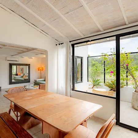 House Sawah - Beautiful & Stylish 3Br Home With Jacuzzi Near Umalas And Seminyak-2