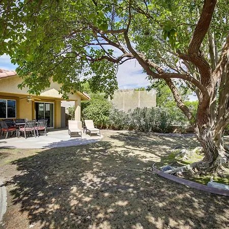 Resort Perks, Patio & Gas Grill: Indio Retreat!-2
