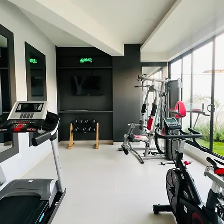 Apartamento De Lujo A Pasos De La Av. America-2