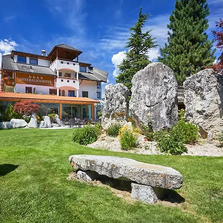 Mineralienhotel Natznerhof-2