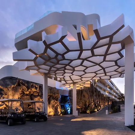 Royal Hideaway Corales Suites (Adults Only)-3