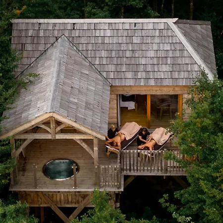 Cabanes Du Herisson, Cabanes Perchees De Standing Avec Spa-2