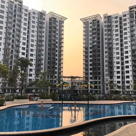 Nha Cua Truc - Celadon City Canh Aeon Tan Phu-2
