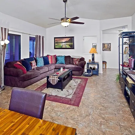 Central Location, Heated Pool, Bbq, Hot Tub, More-2