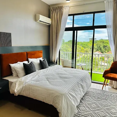 Luxury Home 75”Tv, 5Mins From City Center & Beach-2