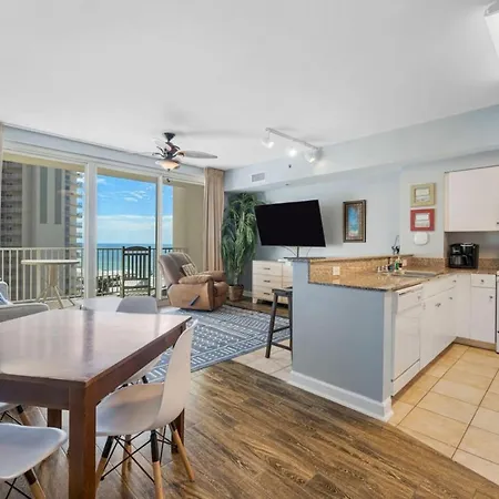 Ocean-View 1Br + Bunk Condo At Shores Of Panama | Central Pcb Location-3
