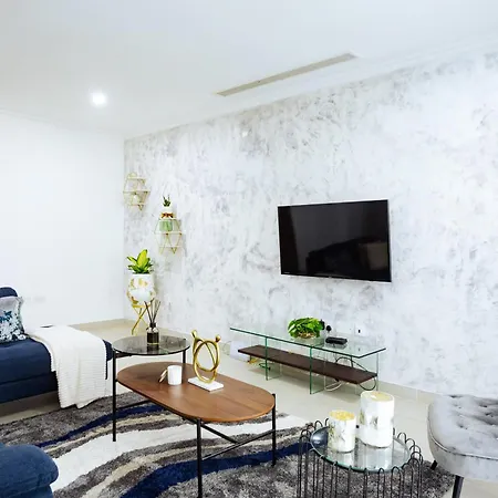 Amazing 2 Bedroom Room Space Available-3