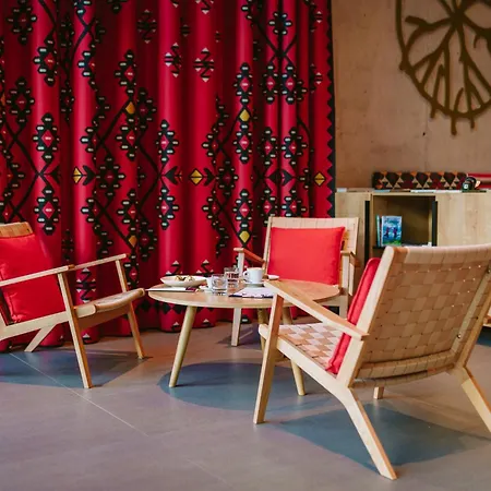 Hotel Nomad-2