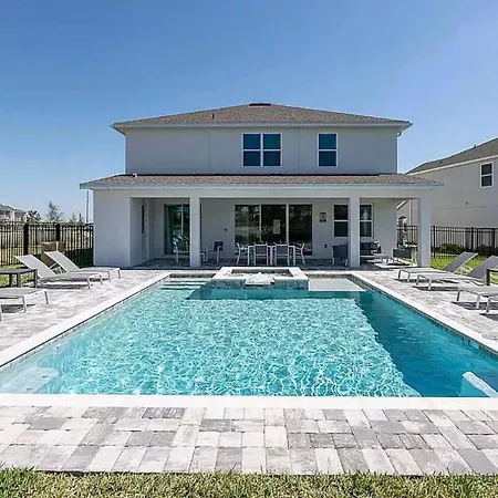 224 - Wonderful 8 Bedroom House W Pool Jacuzzi-2