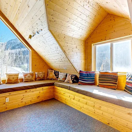 Ridgerunner Cabin-2